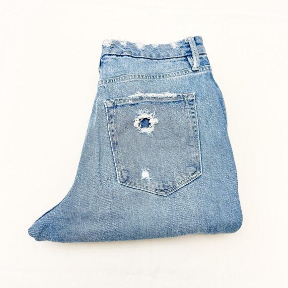 Good American Good Curve Straight Leg Light Wash Indigo 124 Denim Jeans Size 10 - Picture 1 of 9